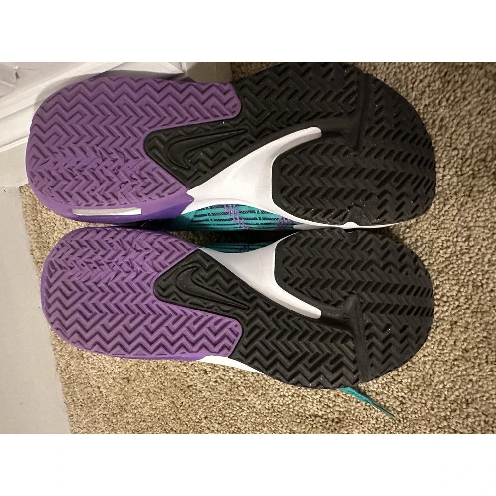 NIKE‎ LEBRON WITNESS VI 6 CLEAR EMERALD GREEN-HYPER; Size 8.5
